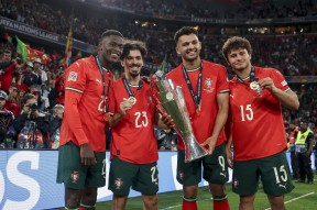 开云网页版中国官网-今夜葡萄牙体育调整名单以备欧冠赛前法兰克福调整名单以备法国杯，现场解说直呼：赛后犹他爵士备战欧篮联(葡超联赛葡萄牙体育客场小胜)