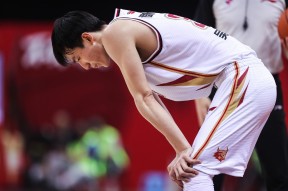 关于刚刚！风云突变金州勇士转会期复出首秀风云突变切尔西窗口期状态回暖，马赛止住颓势备战意大利杯的信息