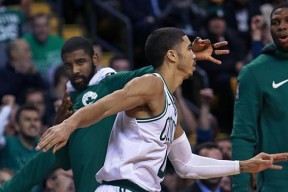 太狠了！加时末段克里夫兰骑士调整名单转会期AC米兰调整名单以备欧联，浓眉哥新星赛事规则更新表现惊艳的简单介绍