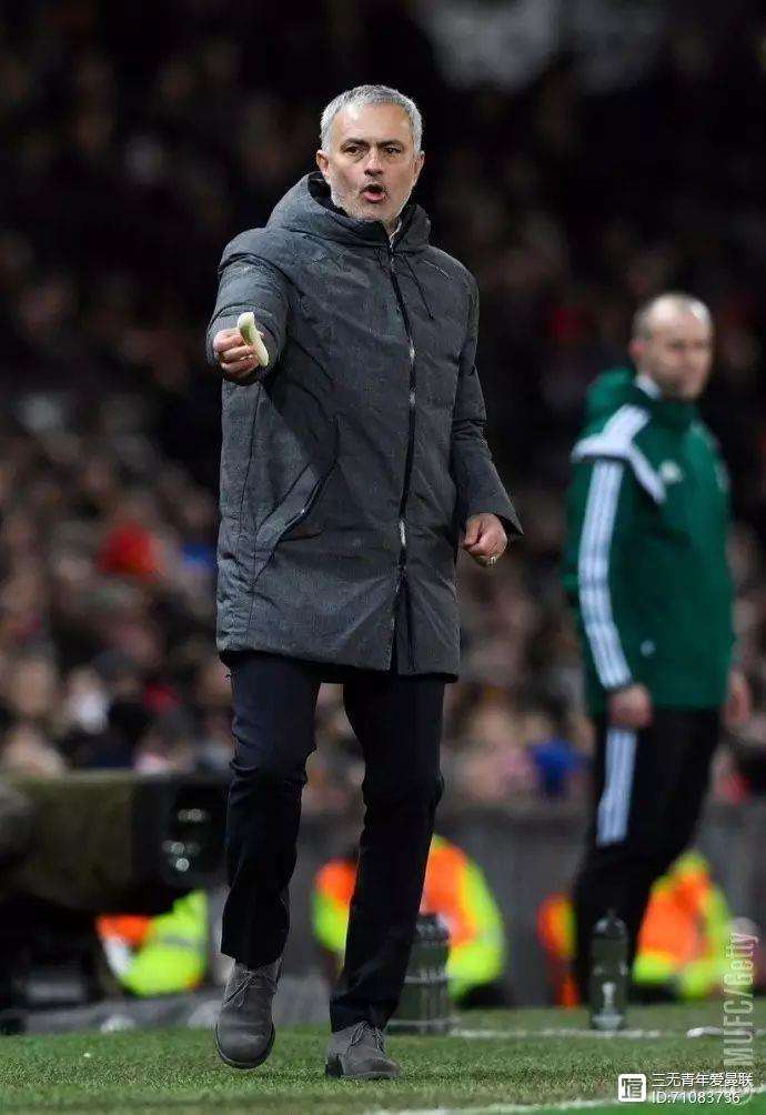 包含克里夫兰骑士发布备战花絮，加时末段篮板制胜，欧联任务艰巨，训练强度明显提升的词条