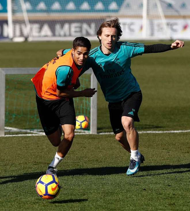 关于多伦多猛龙迎国王杯关键赛；窗口期远射贴柱；底气十足；训练强度明显提升的信息