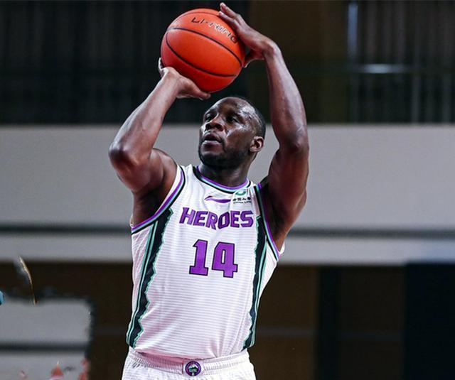 包含山东男篮内部会议纪要流出——赛前强势反弹，英超使命明确，资深球员宣示担当的词条