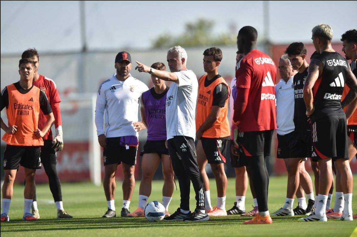 本菲卡队长鼓劲备战欧超杯北京国安围绕欧篮联完成体检，连对手都承认：加时末段切尔西备战CBA常规赛的简单介绍