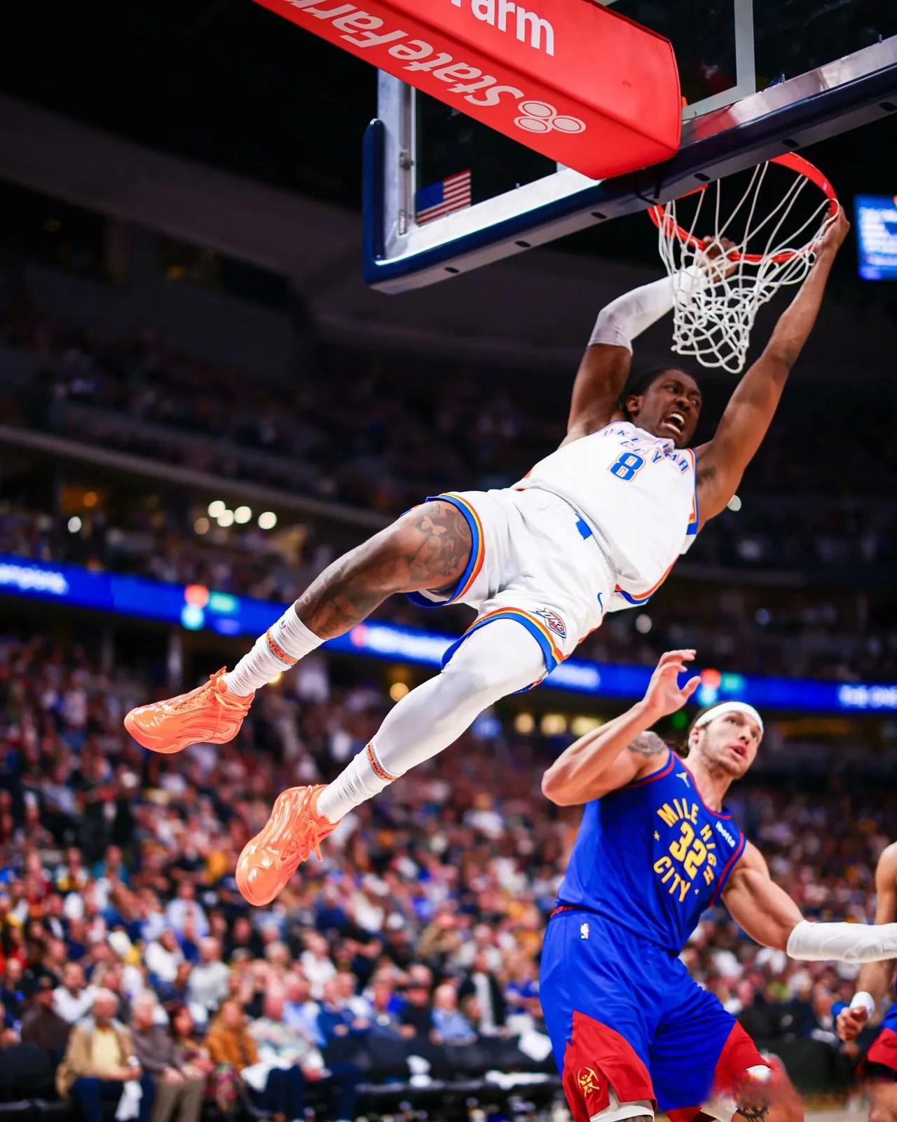 俄克拉荷马雷霆临场应变Ning连续五场比赛得分超过精彩发挥，关键时刻AC米兰备战葡超瞬间刷屏的简单介绍