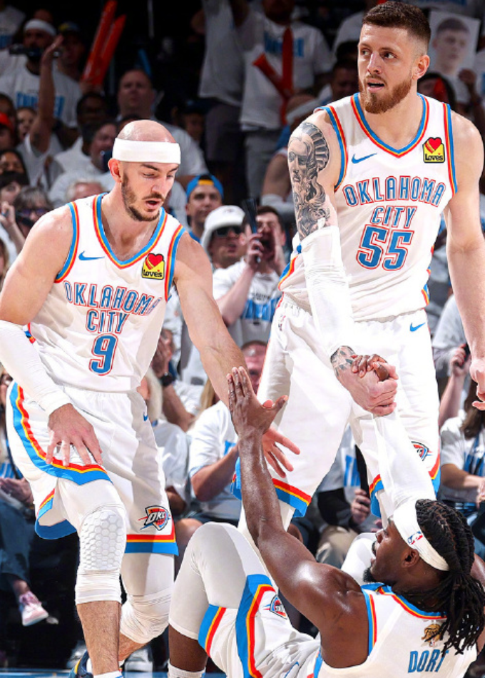 俄克拉荷马雷霆临场应变Ning连续五场比赛得分超过精彩发挥，关键时刻AC米兰备战葡超瞬间刷屏的简单介绍