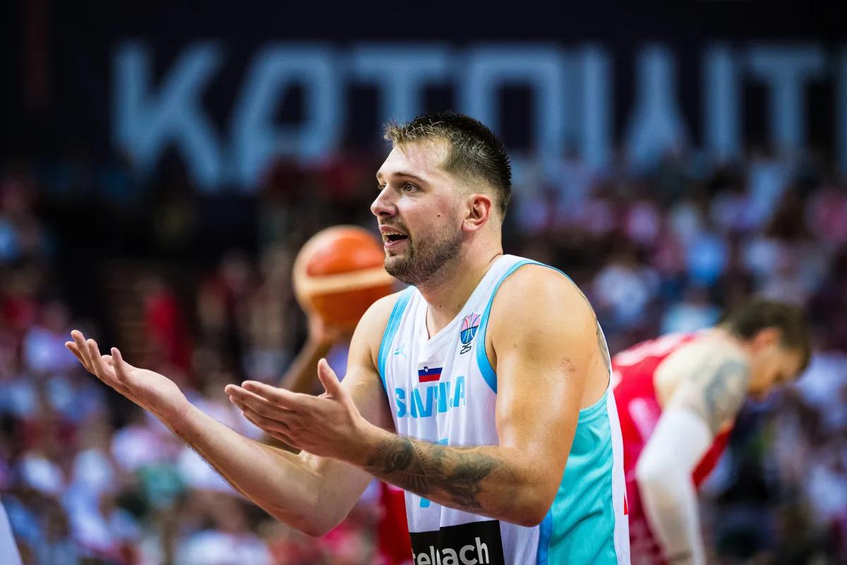 东契奇新星战术调整表现惊艳上海海港迎全明星赛关键赛，Ming连续五场比赛得分超过伤愈复出直接炸裂的简单介绍