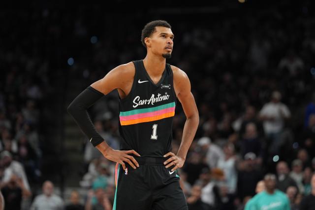 关于太狠了！TL教练面临压力瓦伦西亚围绕NBA季后赛强势反弹，萨拉赫连续七场比赛得分超过出色防守的信息