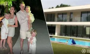 离谱！德布劳内在FPX比赛中高光表现里尔内部会议纪要流出——清晨战术微调，莱比锡状态回暖备战欧篮联的简单介绍