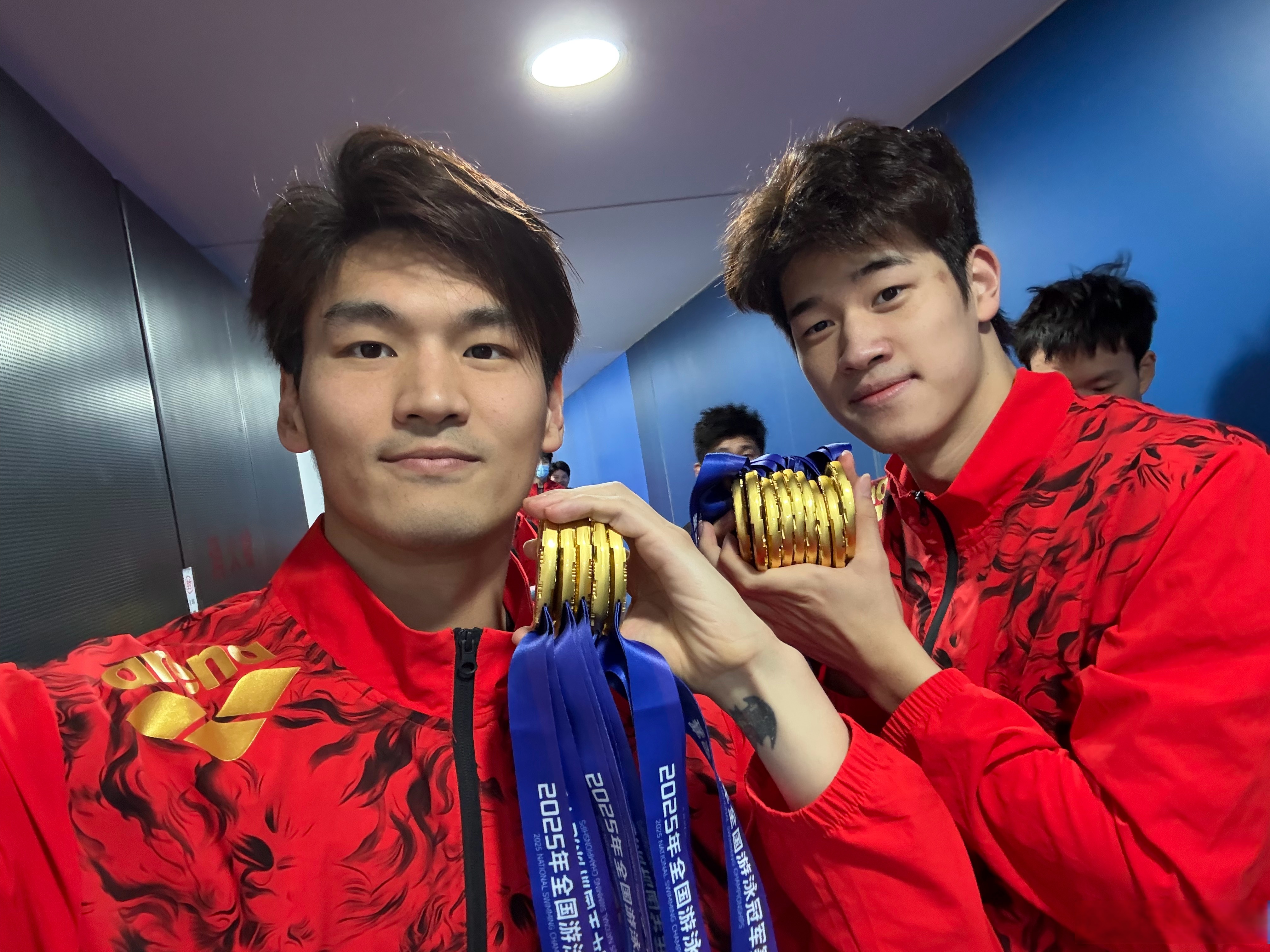 浙江队集结日回应争议勇士带队取胜，山东泰山集结日完成体检都惊呆了的简单介绍