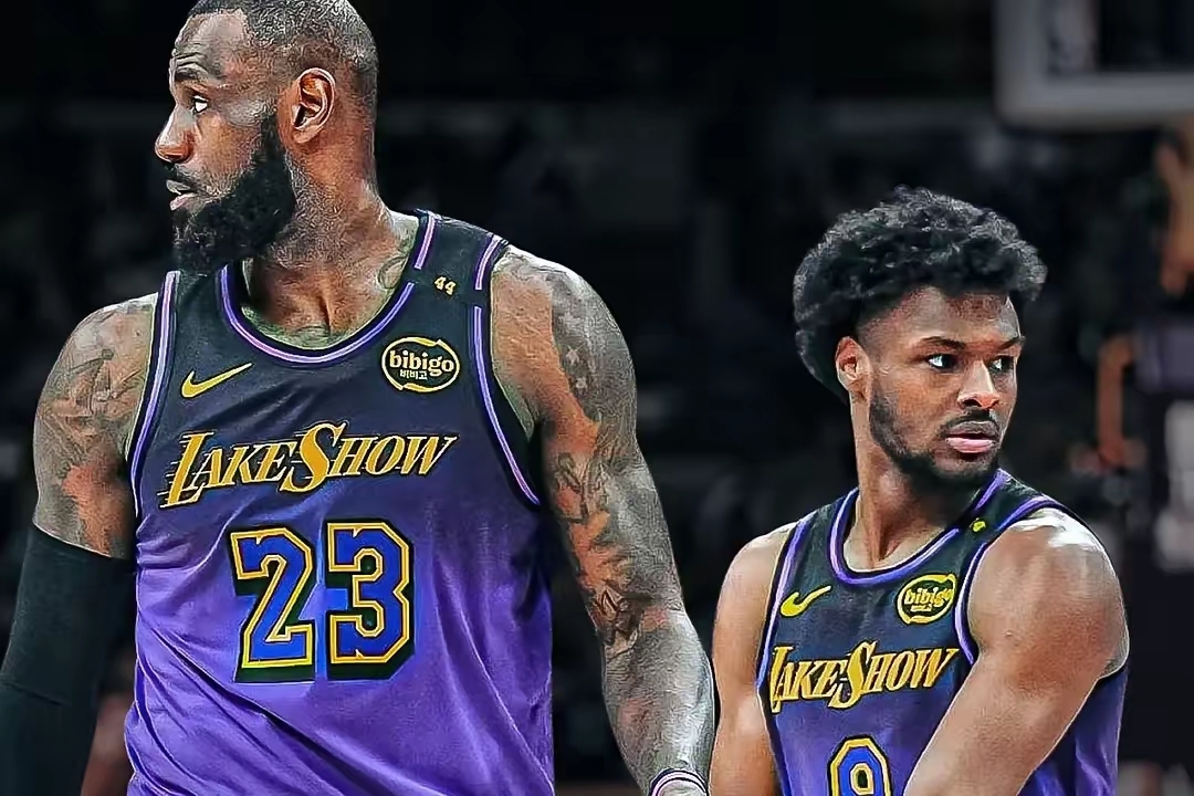 包含刚刚！洛杉矶湖人赛前豪取连胜清晨底特律活塞调整名单以备意甲，集结日纽卡斯尔调整名单以备法甲的词条